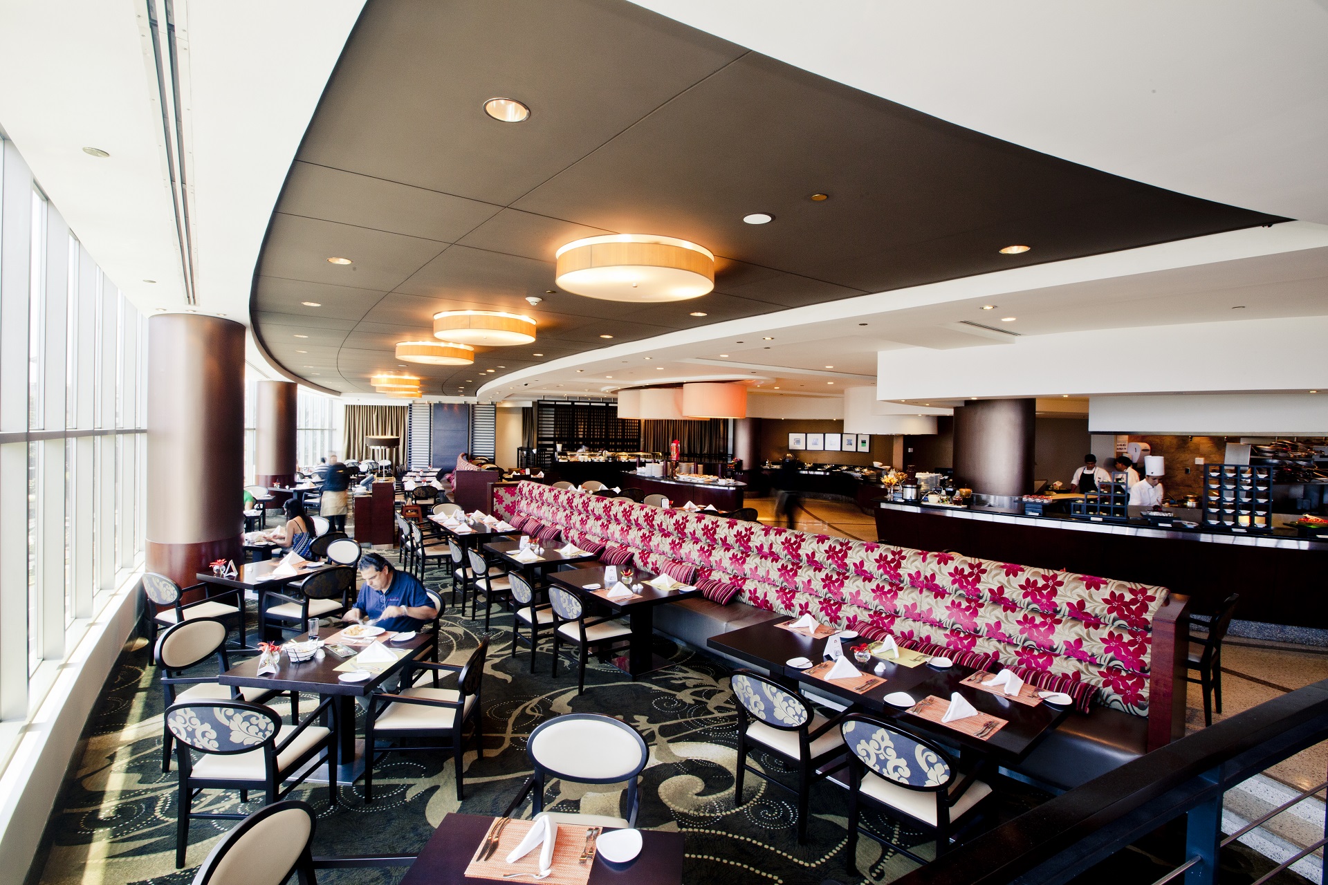 Vial y Vives - DSD, JW Marriott Hotel & Stellaris Casino en Miraflores Lima Peru